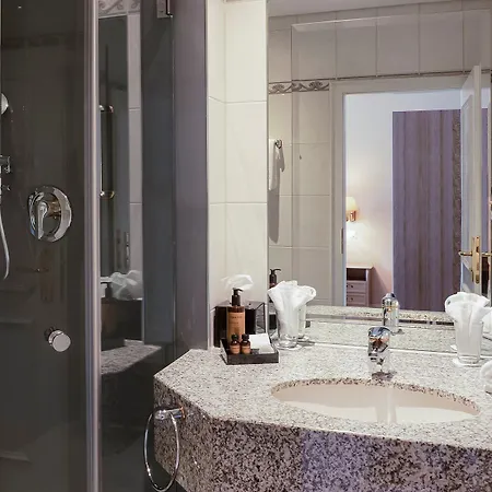 Romantik Hotel-restaurant Altenberger Hof אודנטל