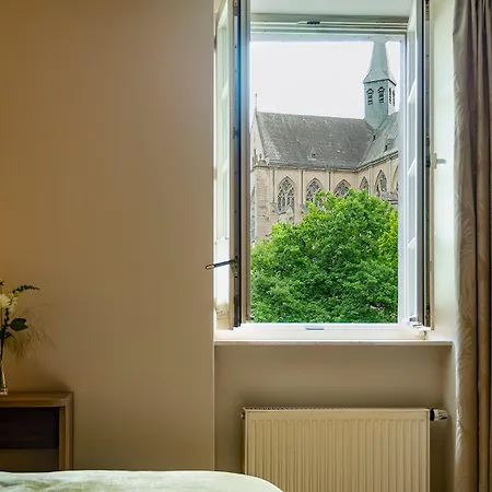 Отель Romantik Hotel-restaurant Altenberger Hof Оденталь