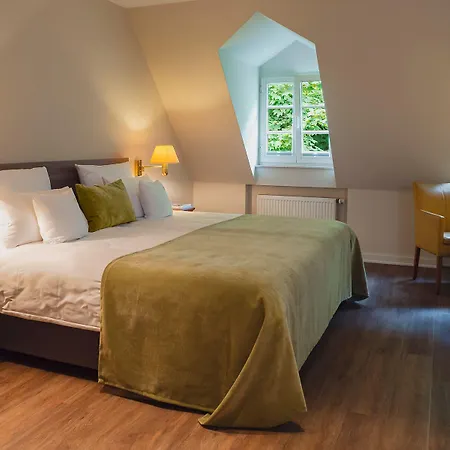 Отель Romantik Hotel-restaurant Altenberger Hof Оденталь