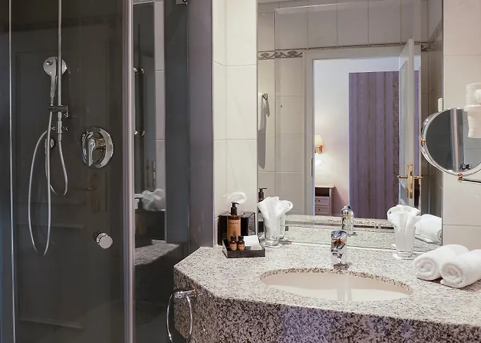 Romantik Hotel-restaurant Altenberger Hof اودينتال